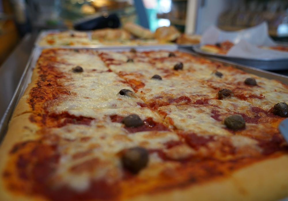 pizza-in-teglia-antico-forno-corigliano-dotranto